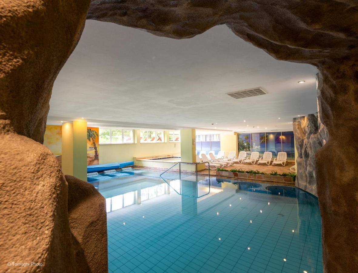 Hotel Alpen Андало Екстериор снимка
