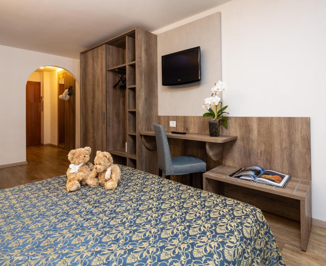 Hotel Alpen Андало Екстериор снимка