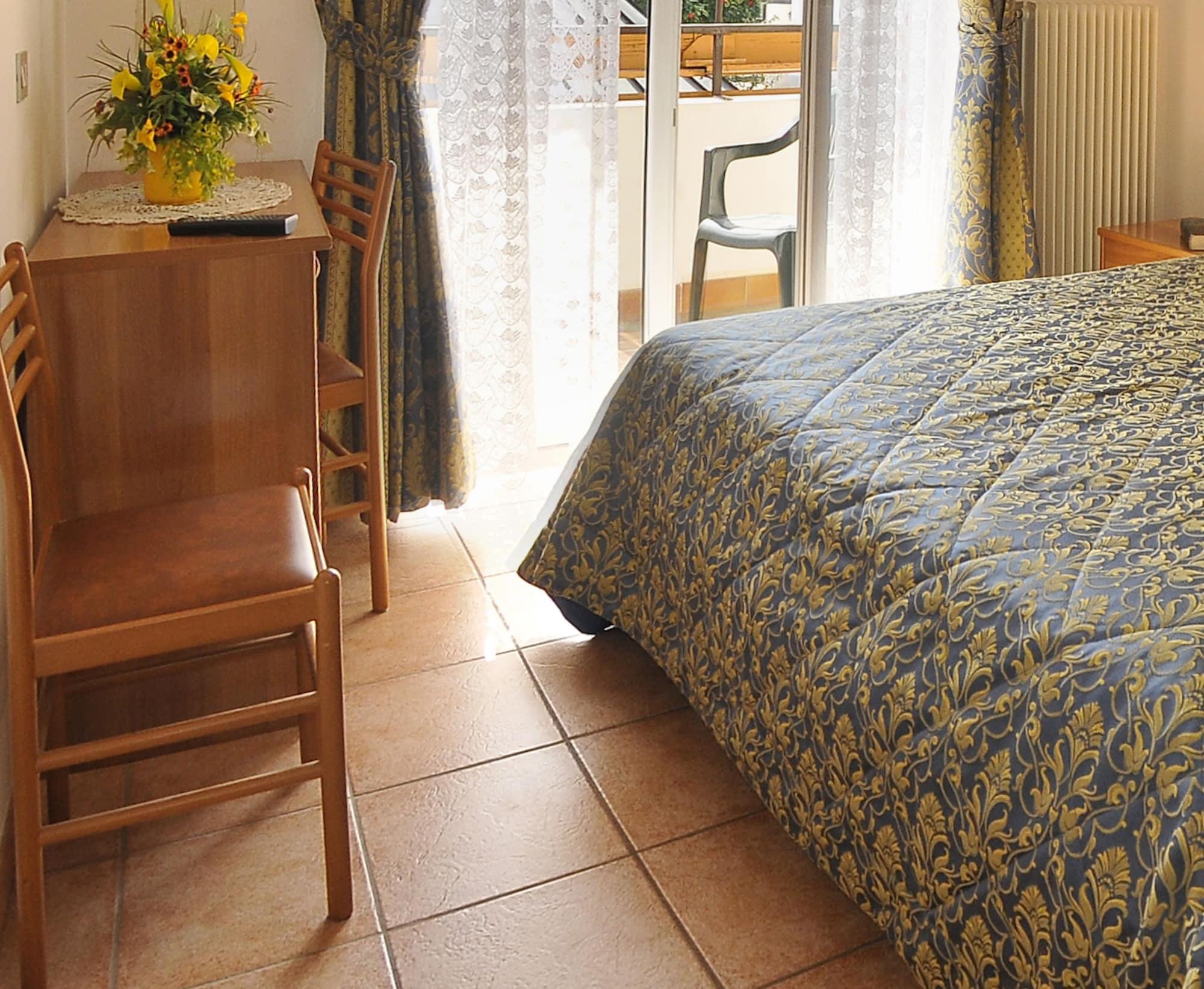 Hotel Alpen Андало Екстериор снимка