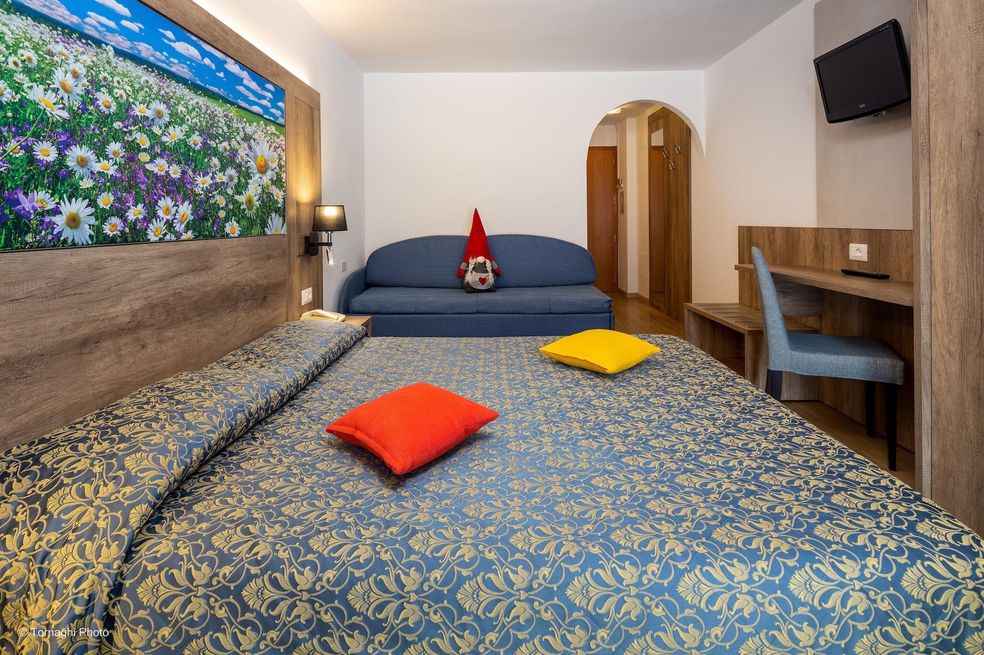 Hotel Alpen Андало Екстериор снимка